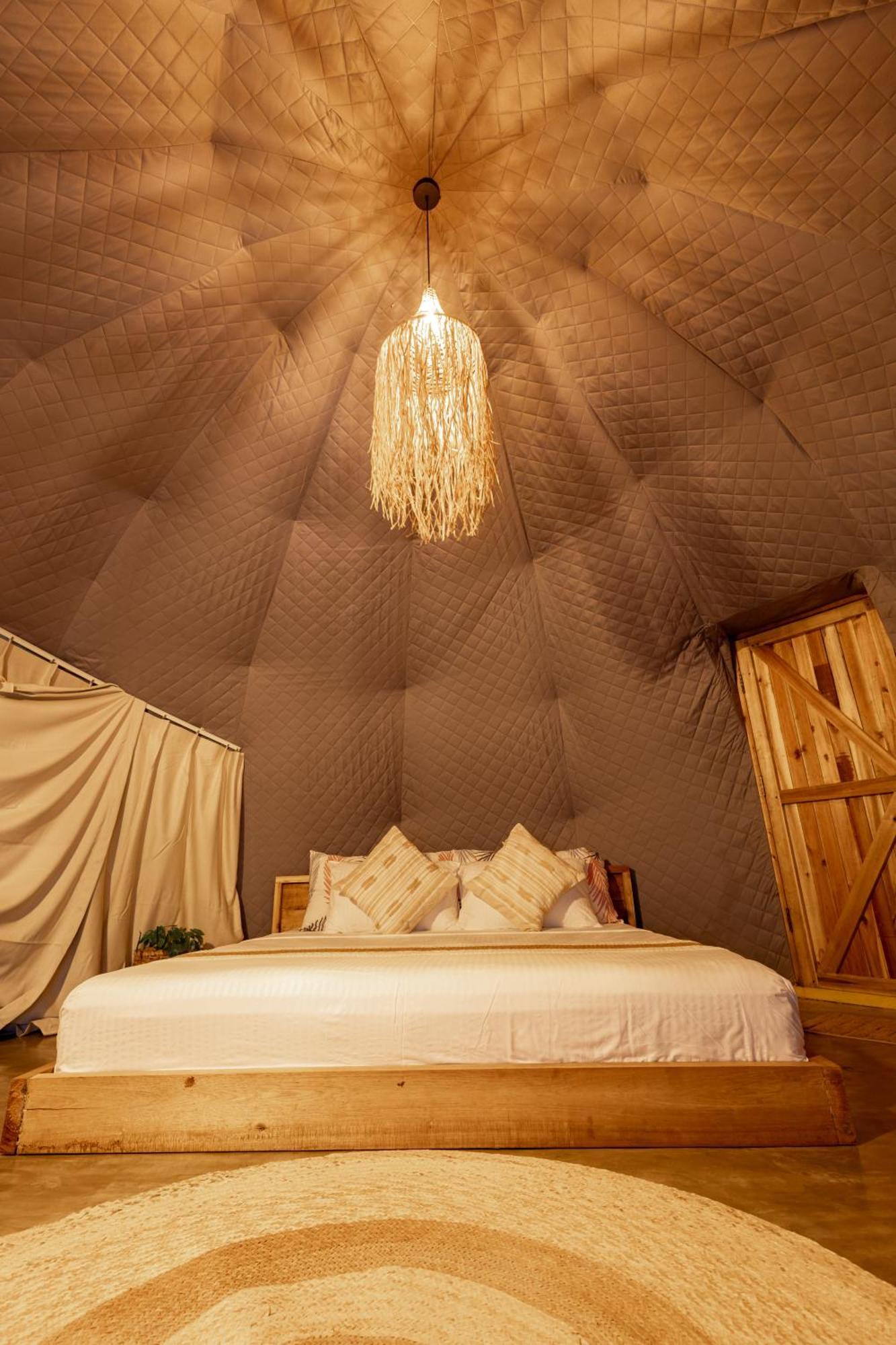ホテル Domes And Dreams Lio Glamping エルニド エクステリア 写真